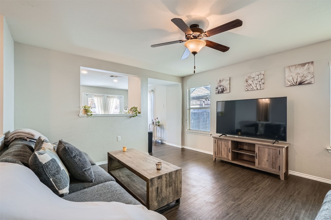 6725 Derby Downs Drive , Austin, TX, 78747 | 5001334 | Realty Texas LLC