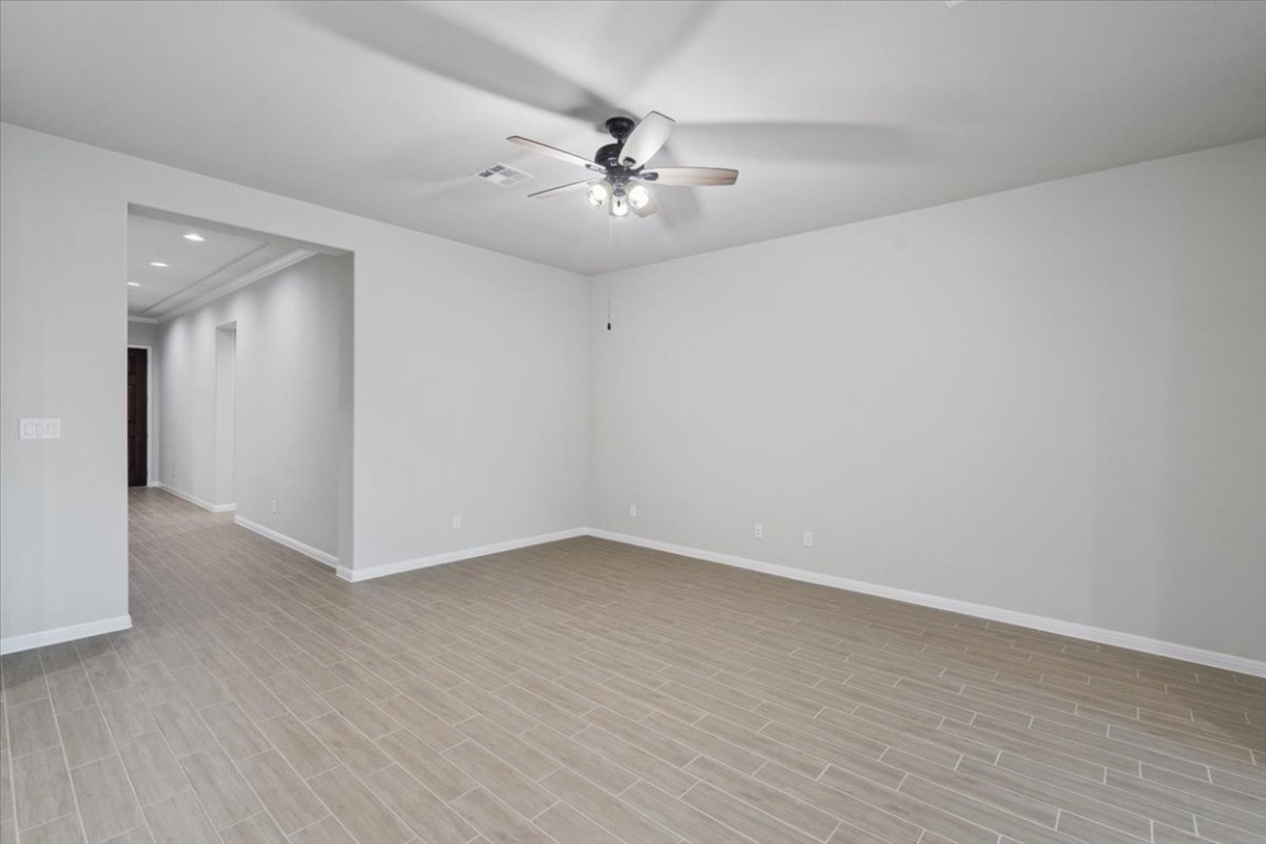 140 Scenic Hills Circle , Georgetown, TX, 78628 | 5462487 | Realty Texas LLC