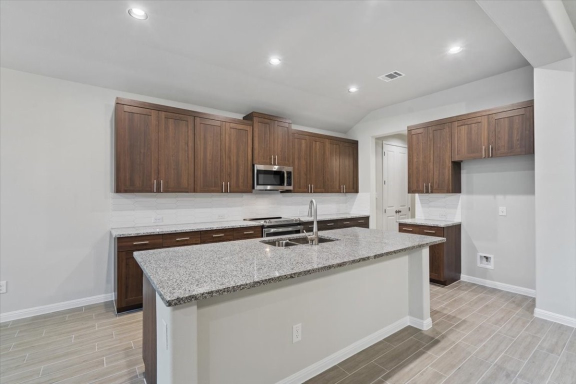 140 Scenic Hills Circle , Georgetown, TX, 78628 | 5462487 | Realty Texas LLC