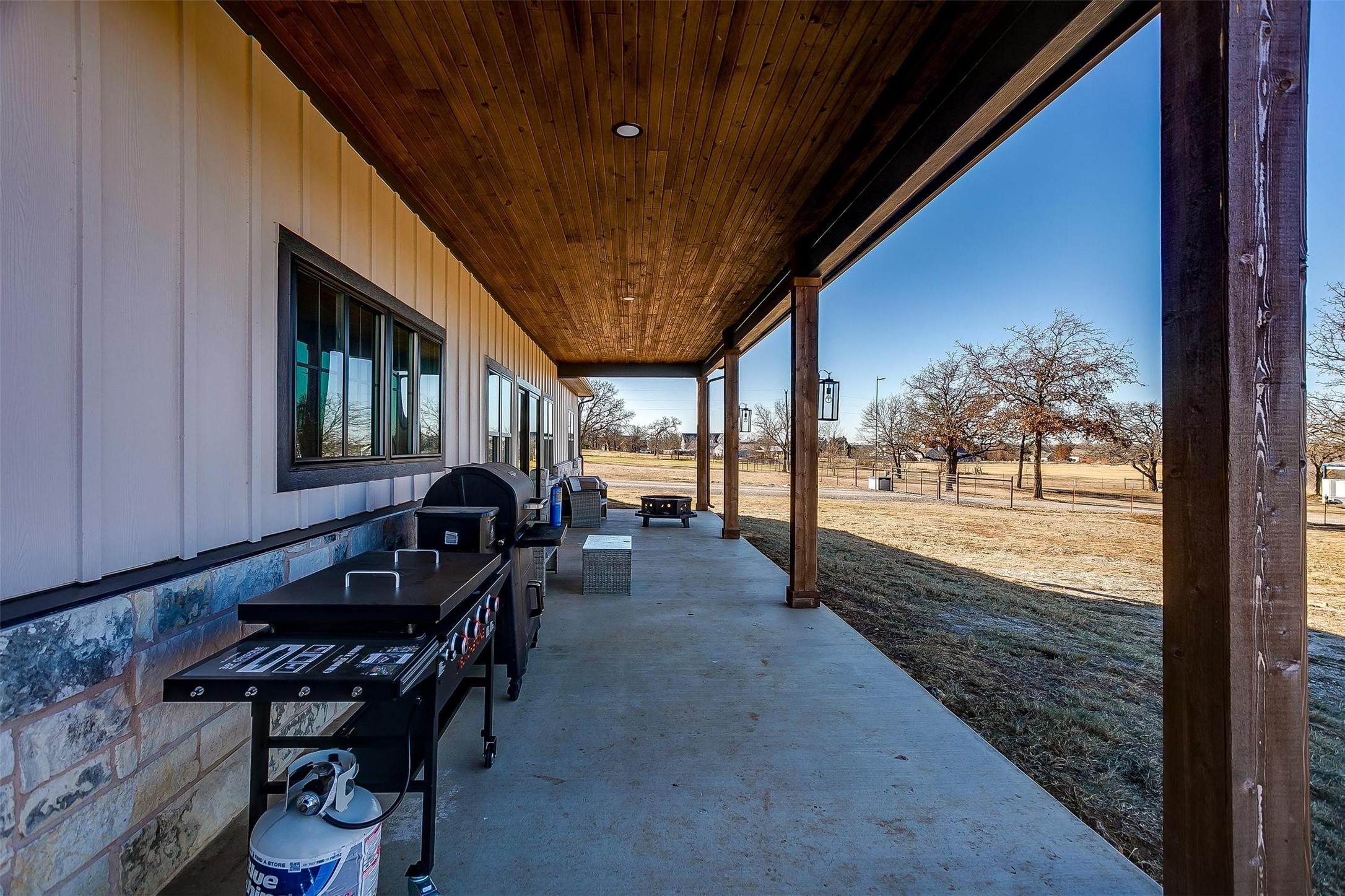 5621 County Road 803 , Joshua, TX, 76058 | 20826240 | Realty Texas LLC