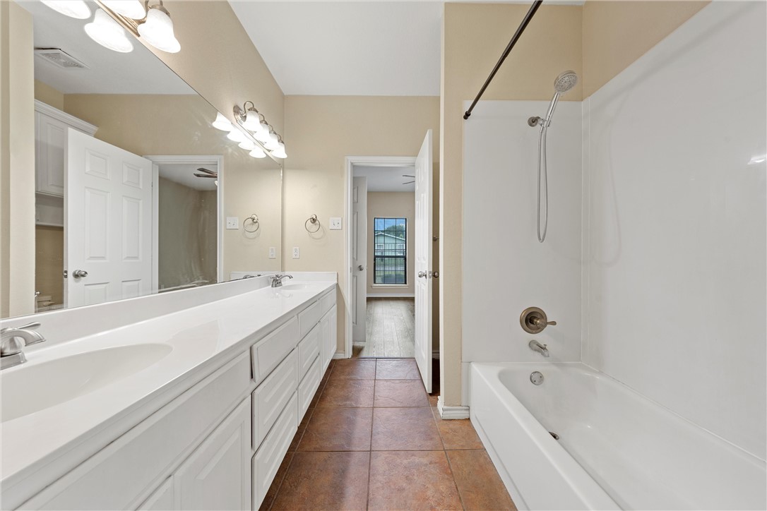 2528 S 3rd Street , Waco, TX, 76706 | 227838 | Realty Texas LLC