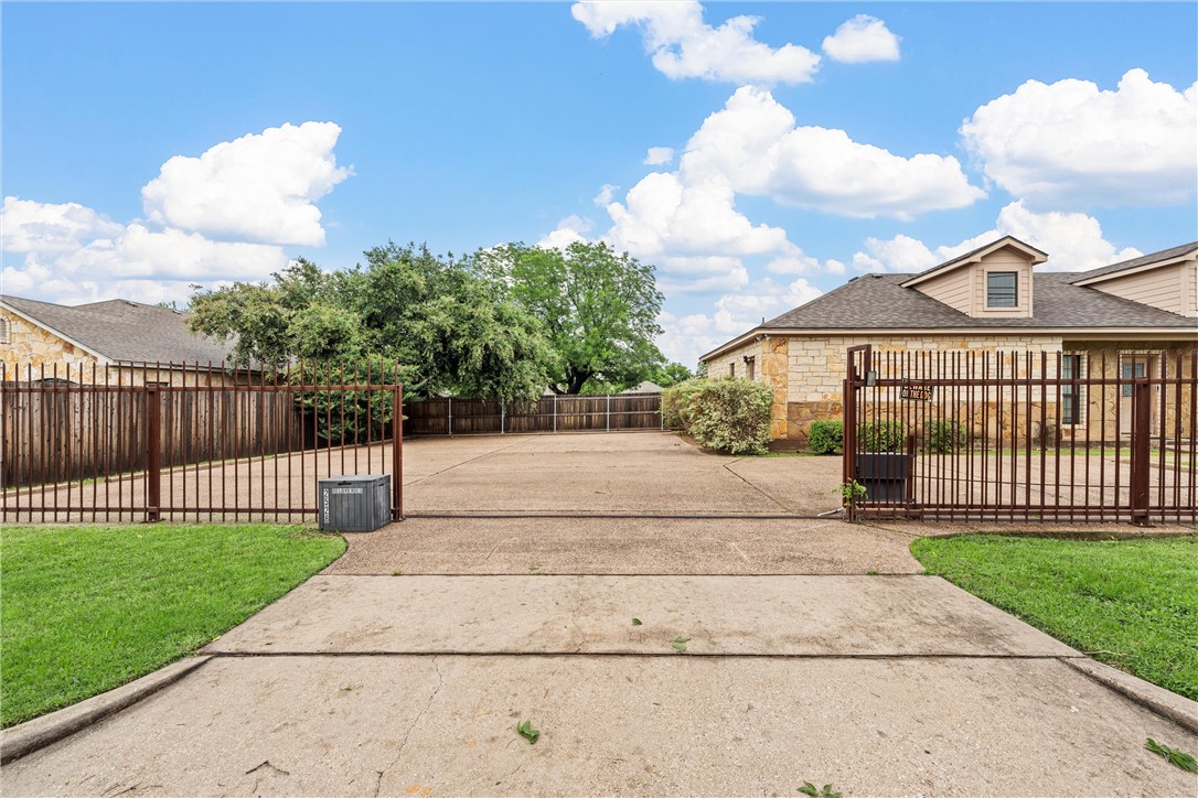 2528 S 3rd Street , Waco, TX, 76706 | 227838 | Realty Texas LLC