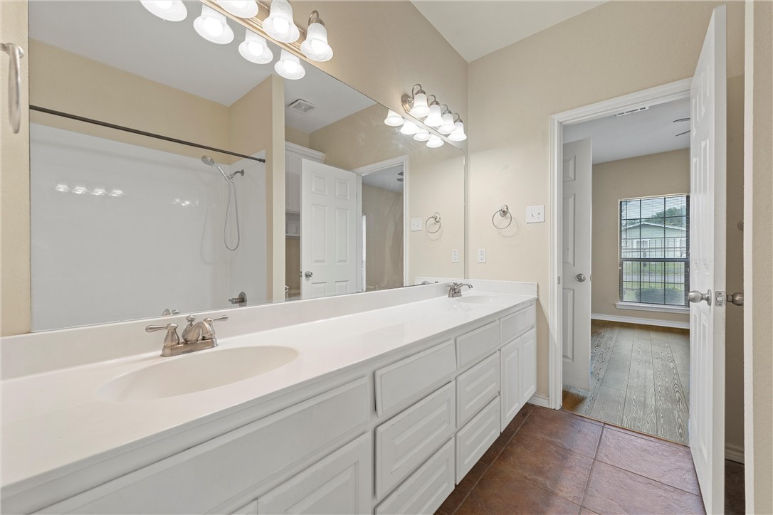 2528 S 3rd Street , Waco, TX, 76706 | 227838 | Realty Texas LLC