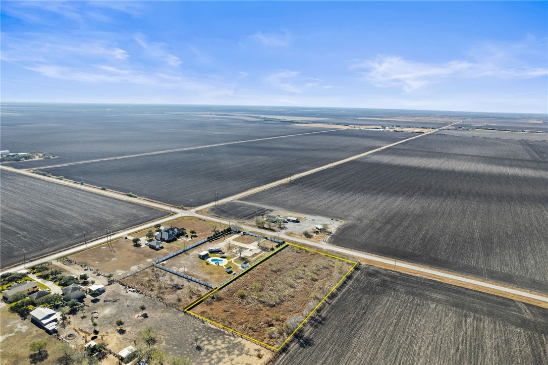 81 Cr-38, Robstown, TX, 78380 | 453400 | Realty Texas LLC