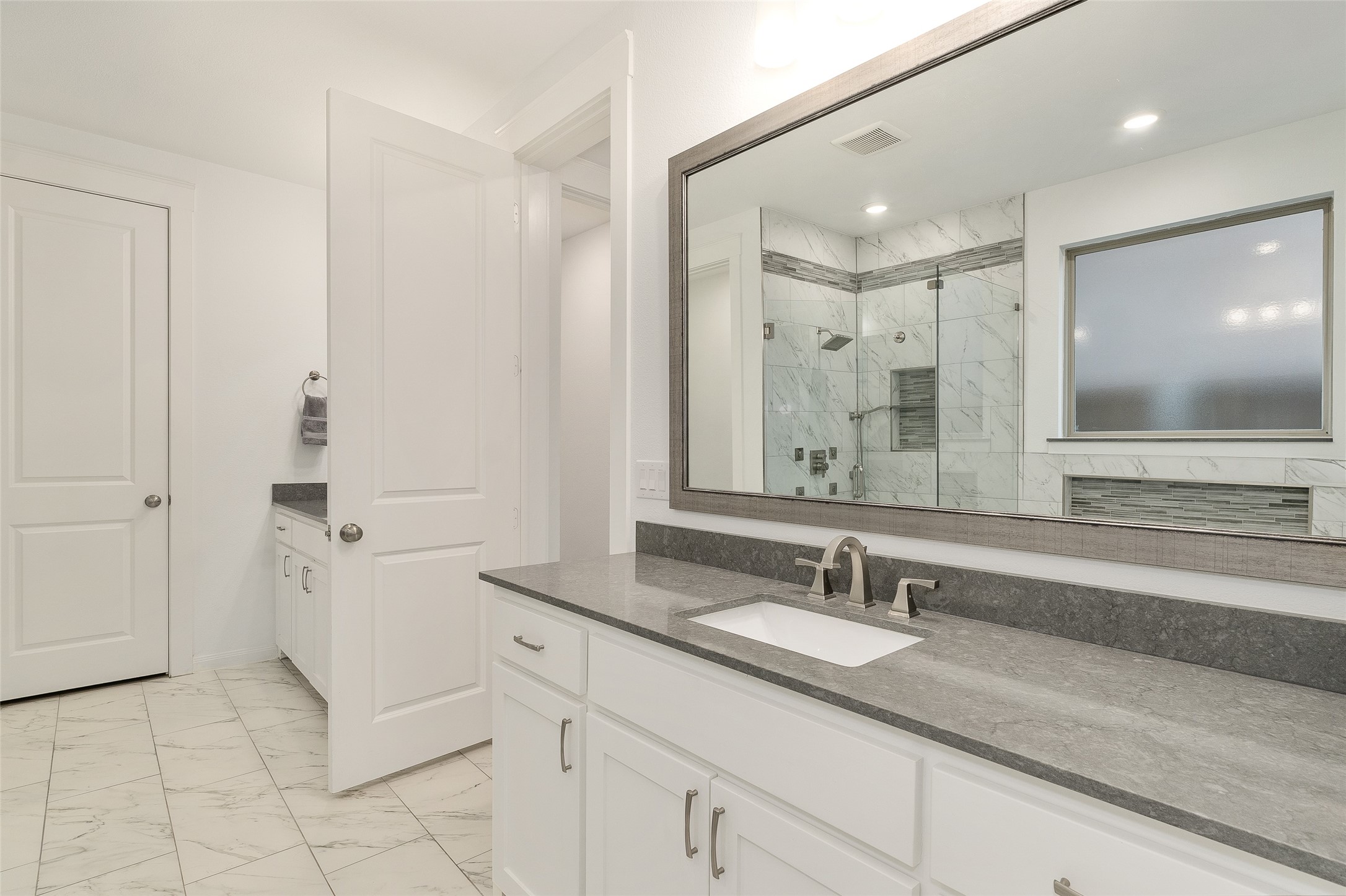 1340 Wood Duck Drive , Irving, TX, 75063 | 20825493 | Realty Texas LLC