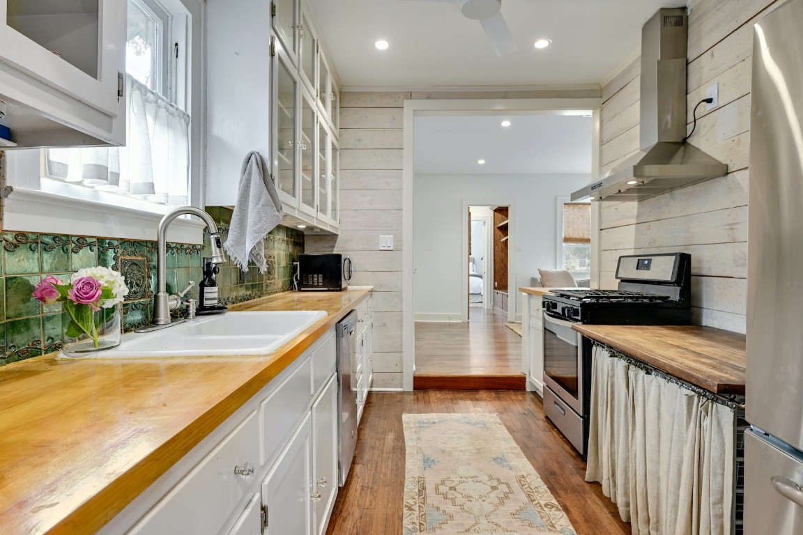 510 Academy Drive , Austin, TX, 78704 | 9757615 | Realty Texas LLC