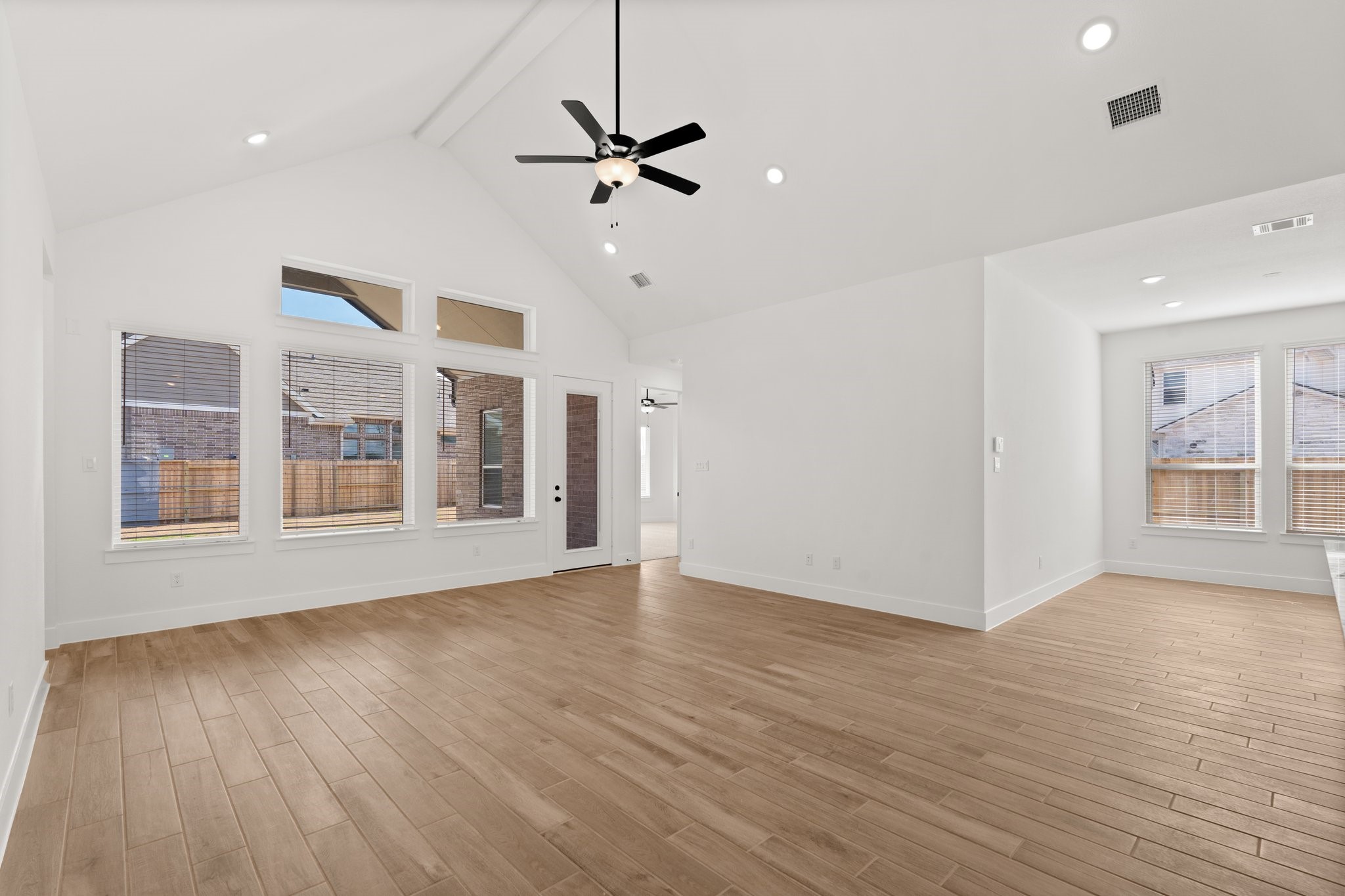 32703 Fly Fish Way , Fulshear, TX, 77441 | 9361146 | Realty Texas LLC