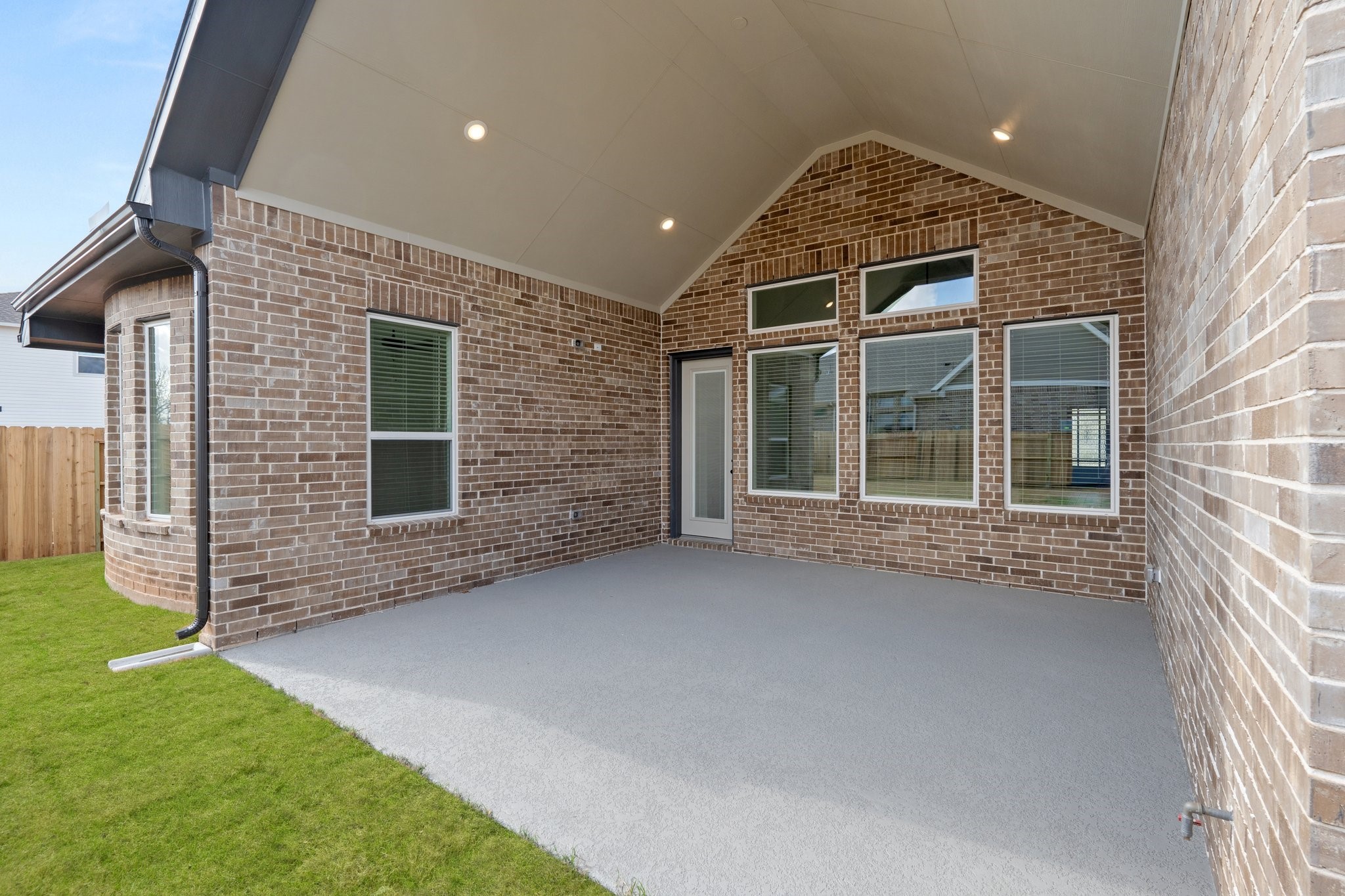32703 Fly Fish Way , Fulshear, TX, 77441 | 9361146 | Realty Texas LLC