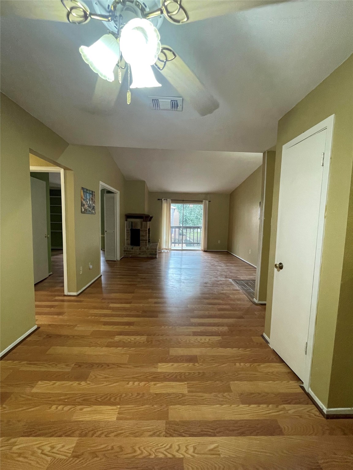 10555 Turtlewood Court 701 , Houston, TX, 77072 | 60359677 | Realty Texas LLC