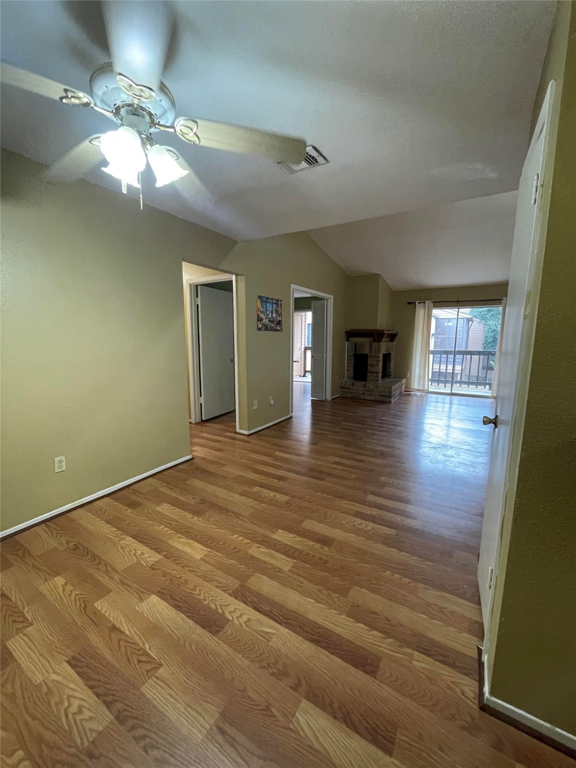 10555 Turtlewood Court 701 , Houston, TX, 77072 | 60359677 | Realty Texas LLC