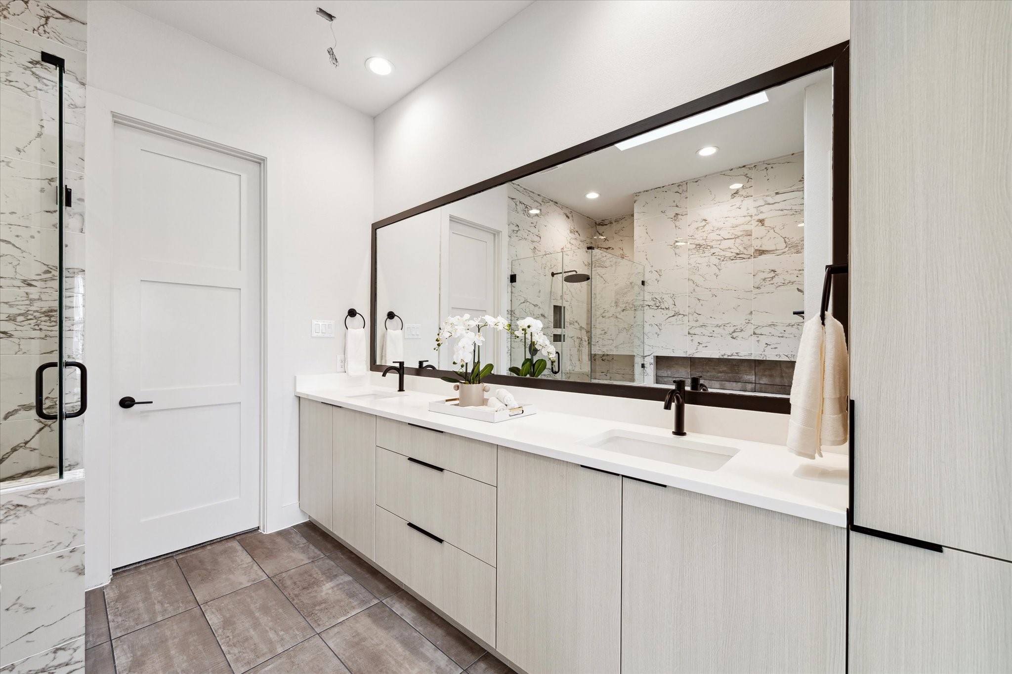 5215 Texas Street , Houston, TX, 77011 | 9318634 | Realty Texas LLC