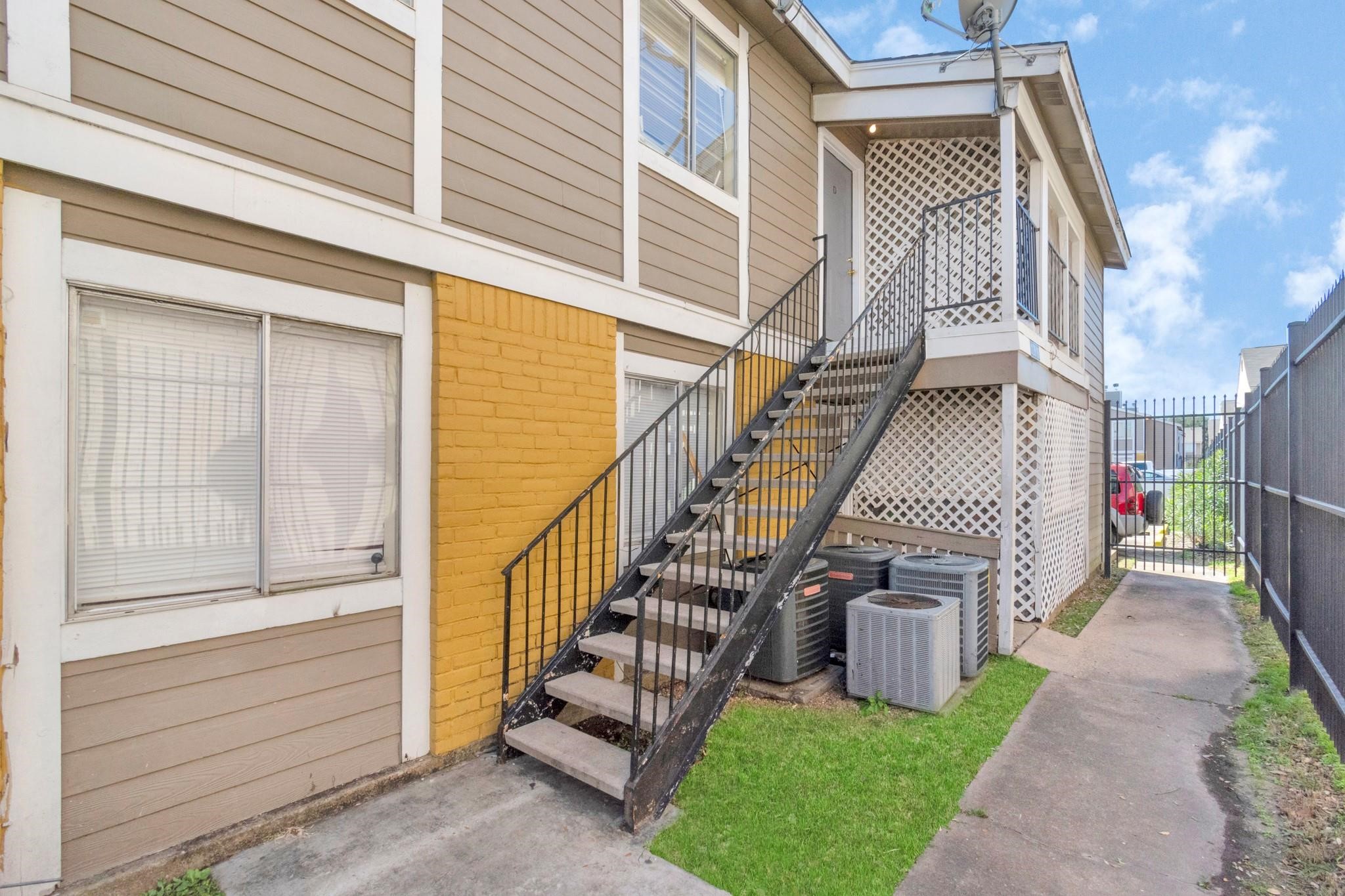 12618 Ashford Meadow A,B,C,D Drive , Houston, TX, 77082 | 28107352 | Realty Texas LLC