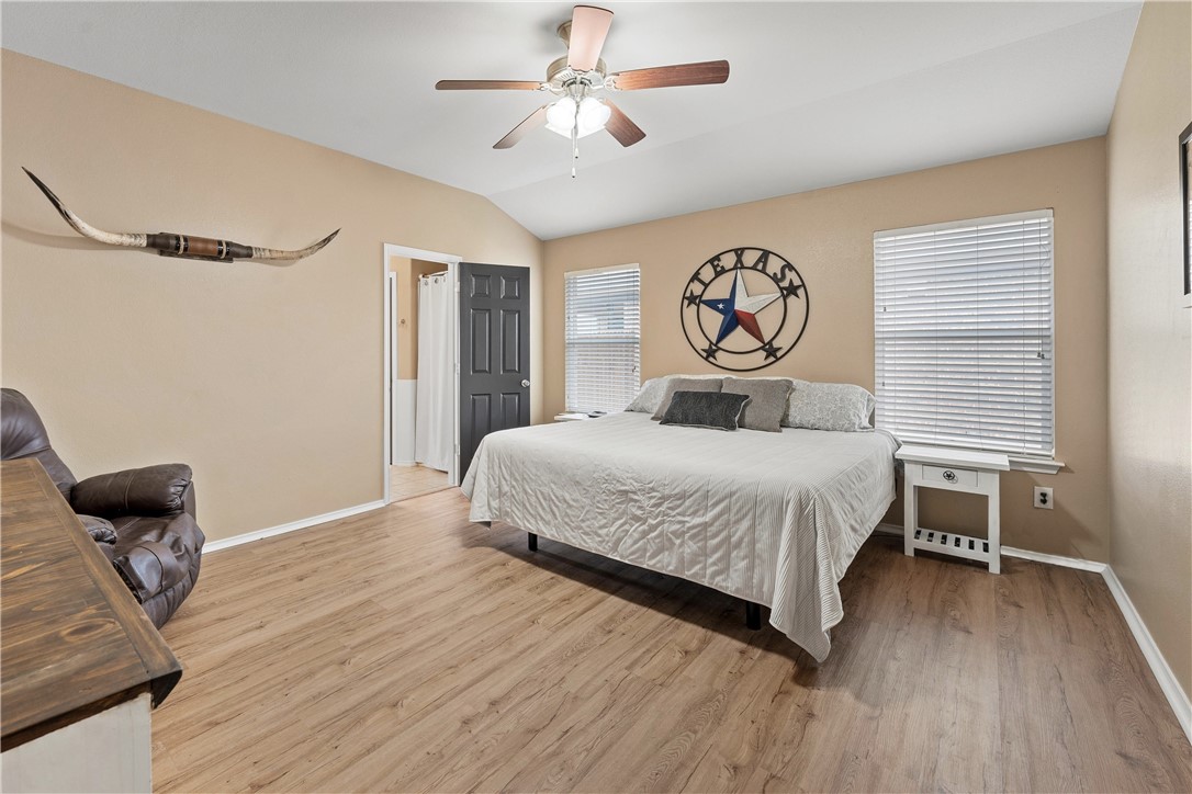 6529 Deming Drive , Woodway, TX, 76712 | 227876 | Realty Texas LLC