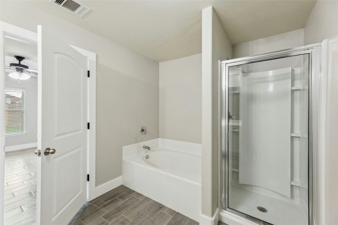 213 J E Brown Drive, Jarrell, TX, 76537 | 1950565 | Realty Texas LLC