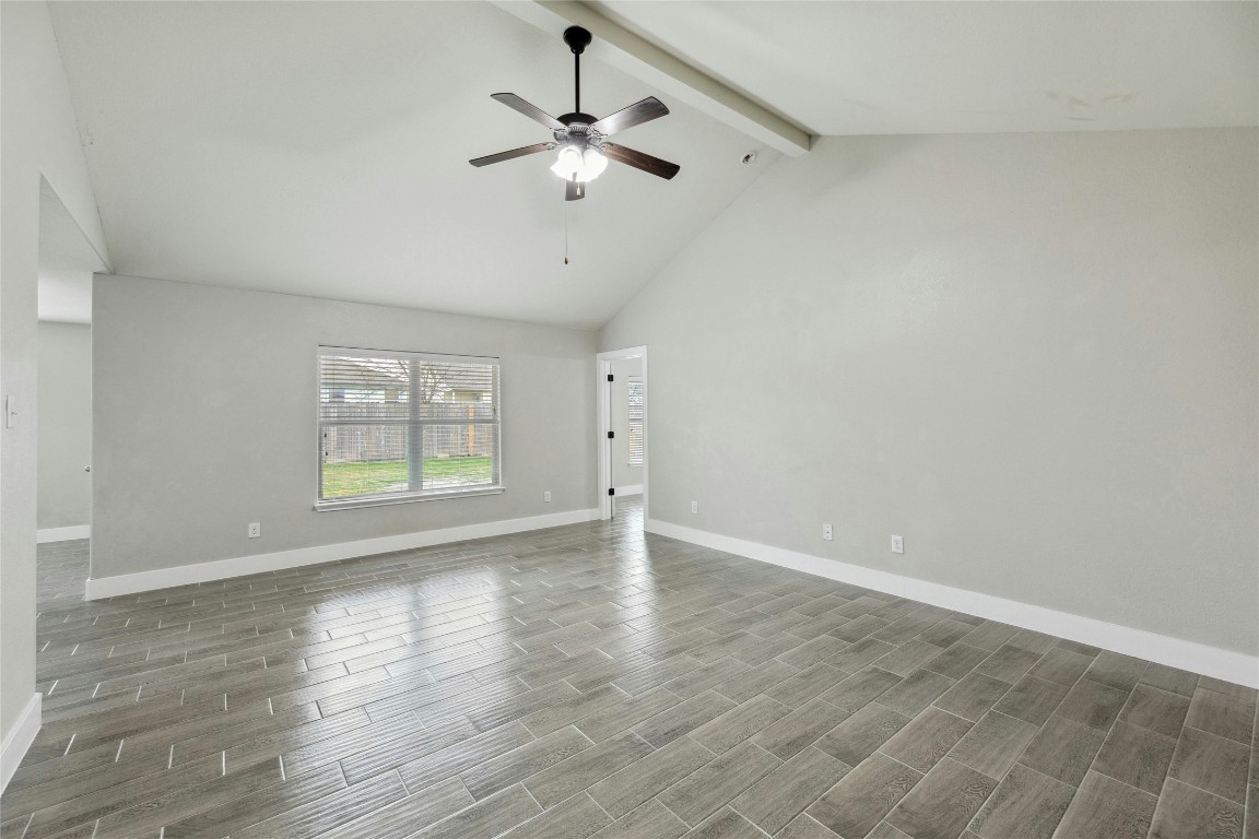 213 J E Brown Drive, Jarrell, TX, 76537 | 1950565 | Realty Texas LLC