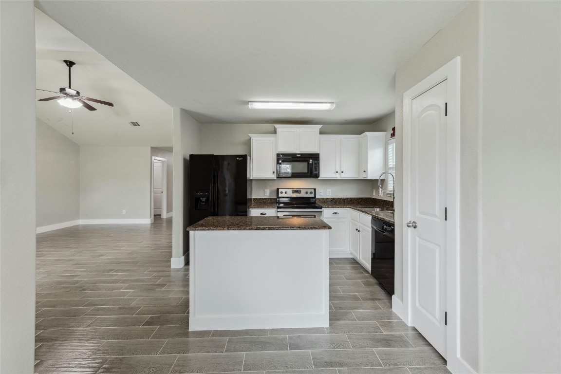 213 J E Brown Drive, Jarrell, TX, 76537 | 1950565 | Realty Texas LLC
