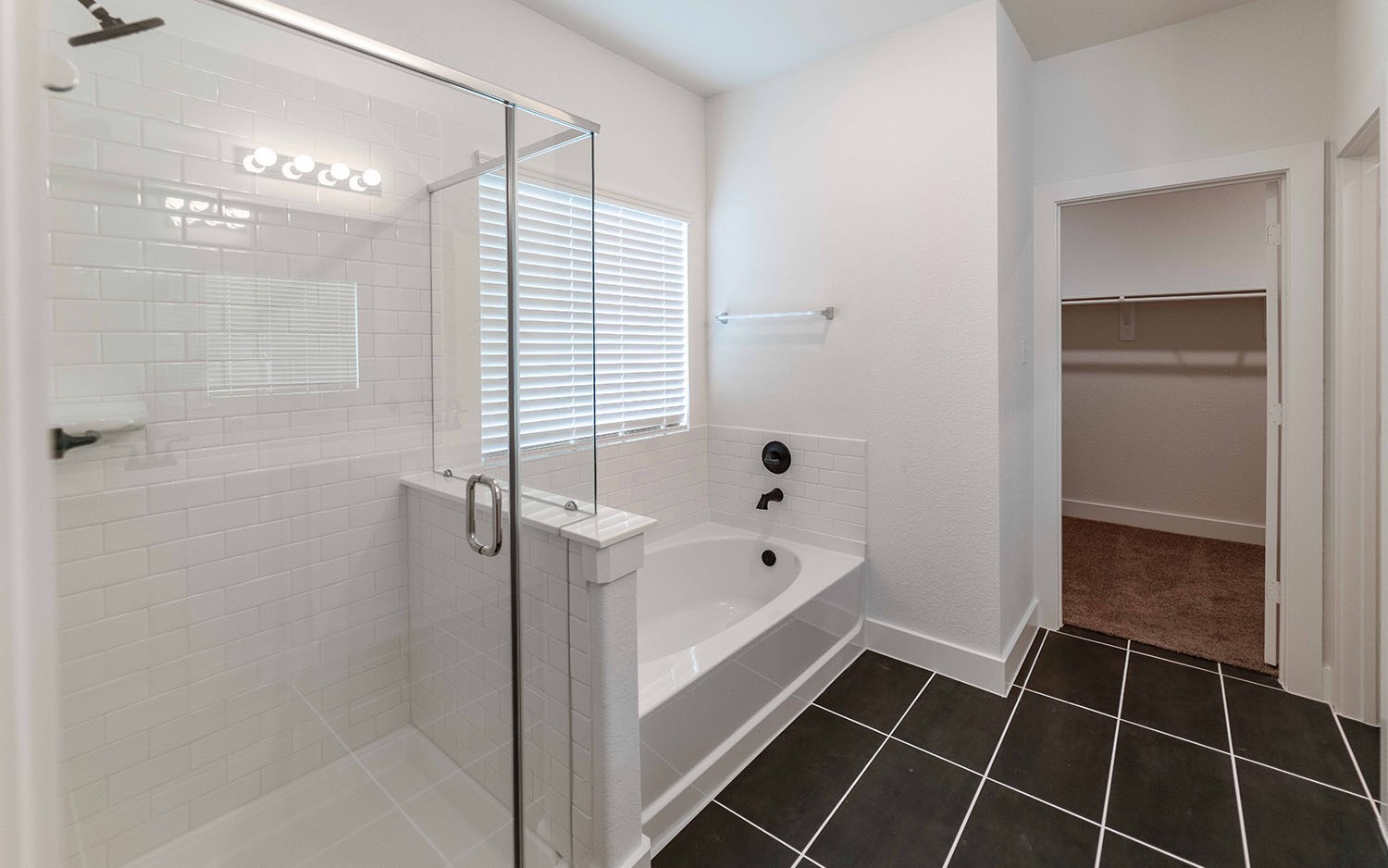 1934 Middle Pass Lane , Angleton, TX, 77515 | 56133543 | Realty Texas LLC