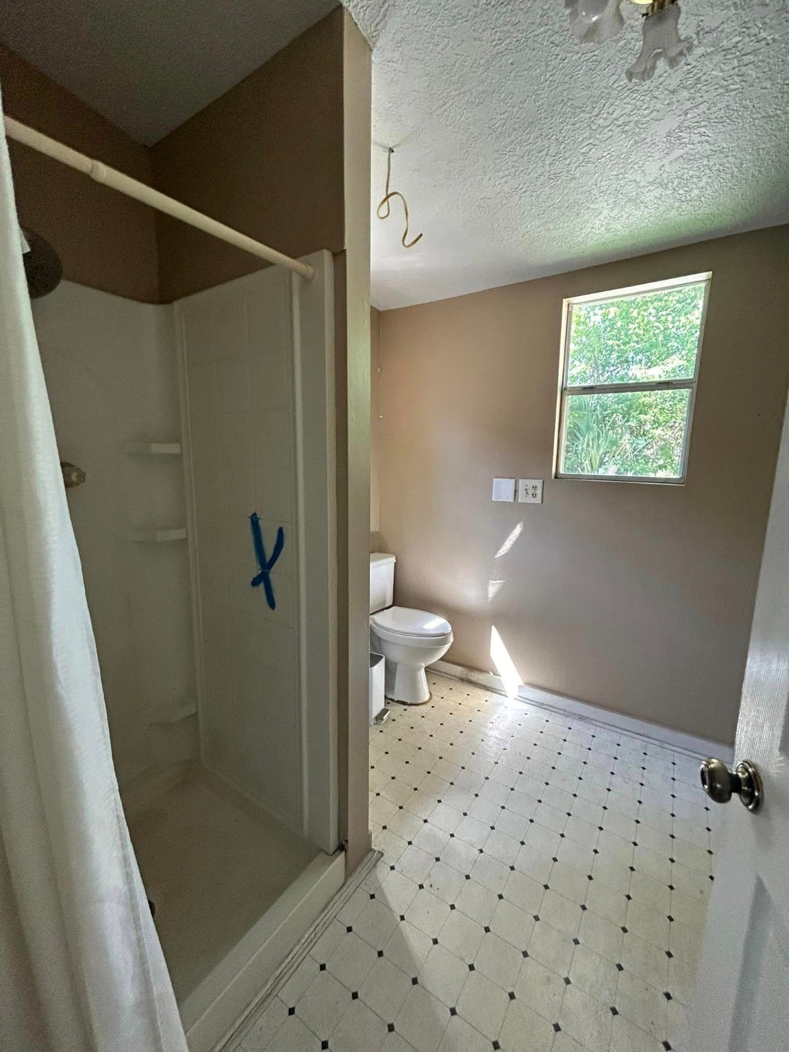 6001 N Main Street , Houston, TX, 77009 | 39685548 | Realty Texas LLC