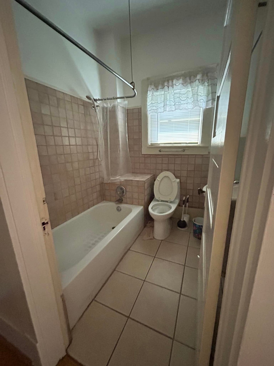 6001 N Main Street , Houston, TX, 77009 | 39685548 | Realty Texas LLC