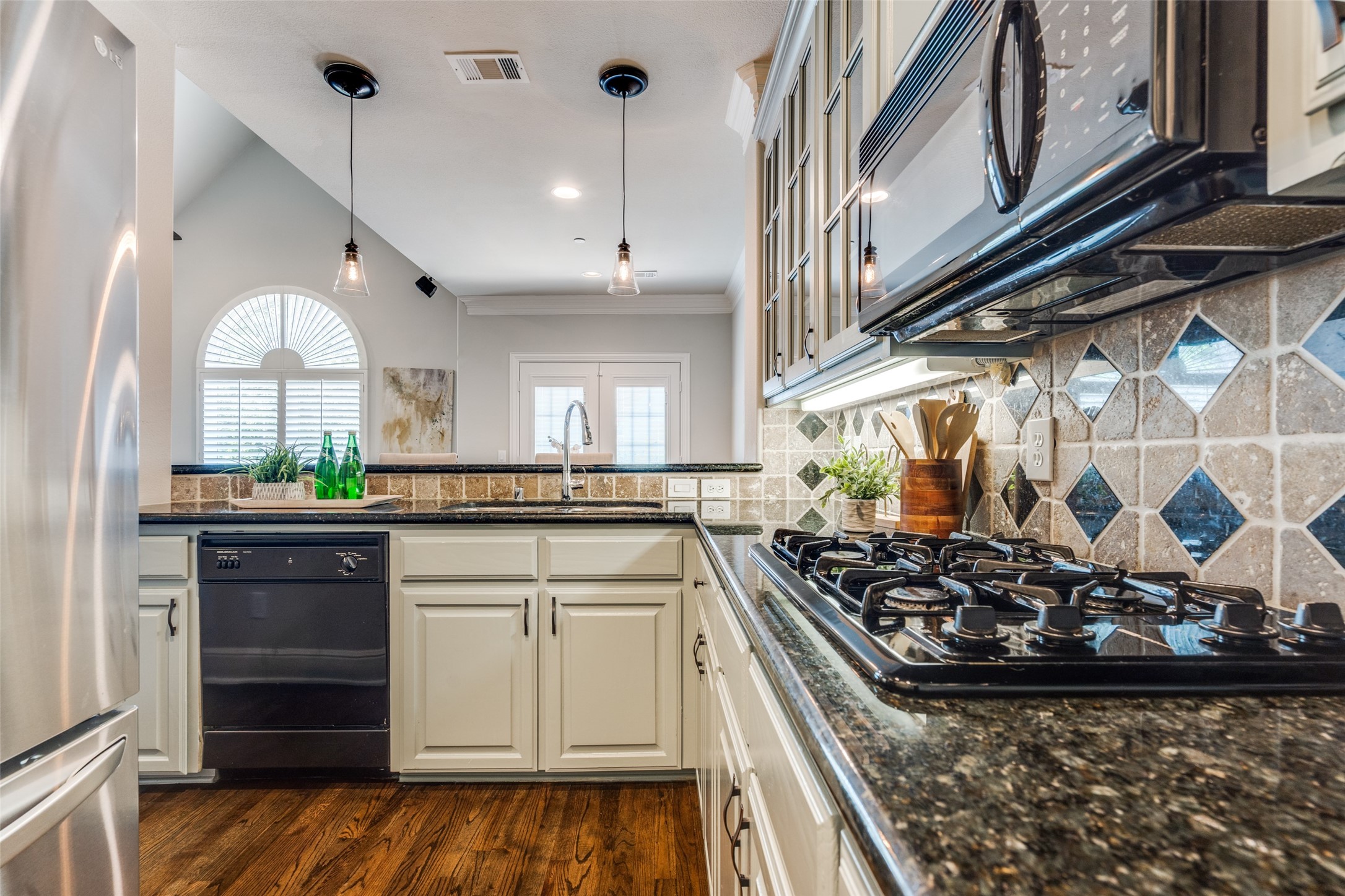 14901 Towne Lake Circle , Addison, TX, 75001 | 20830493 | Realty Texas LLC