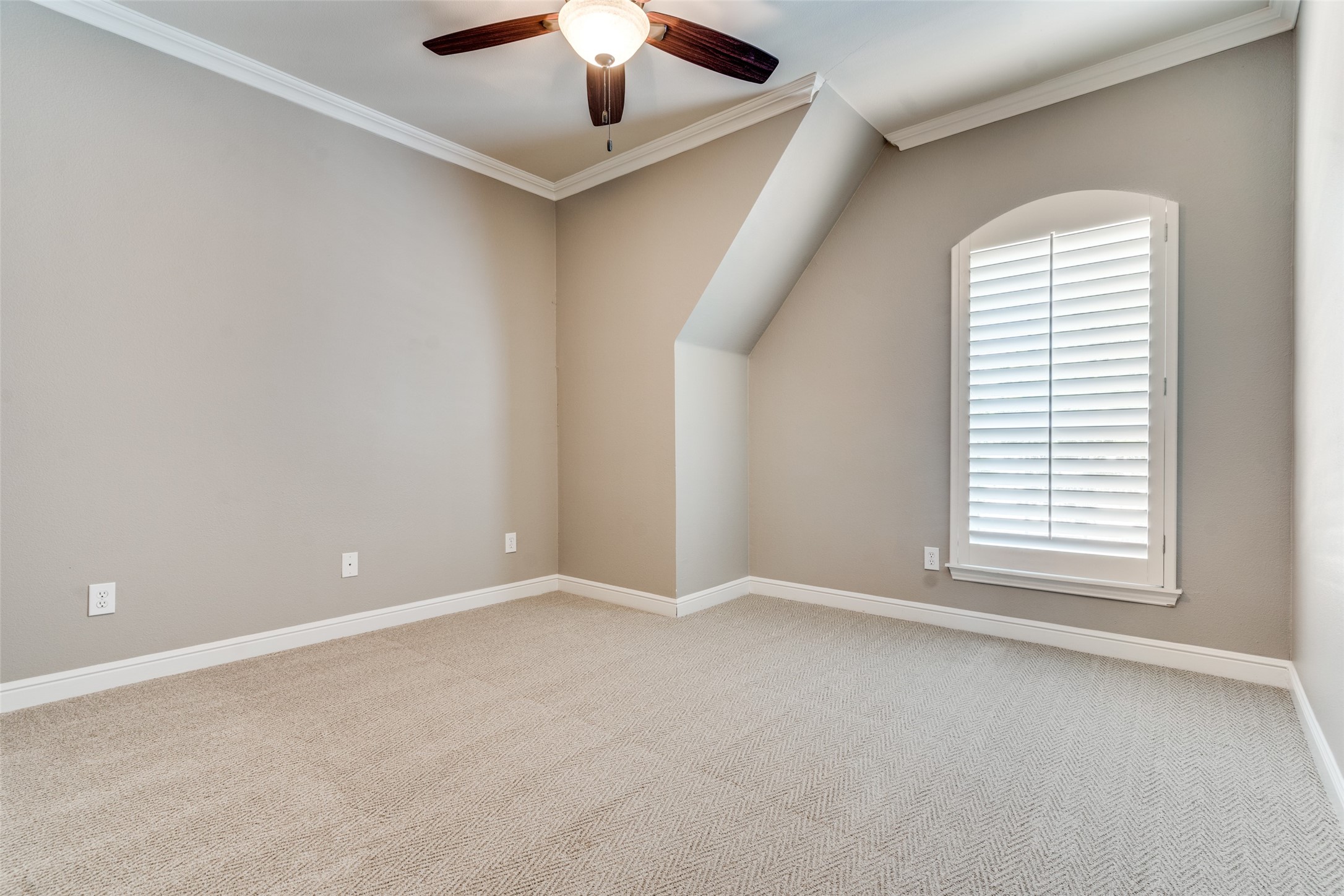 14901 Towne Lake Circle , Addison, TX, 75001 | 20830493 | Realty Texas LLC