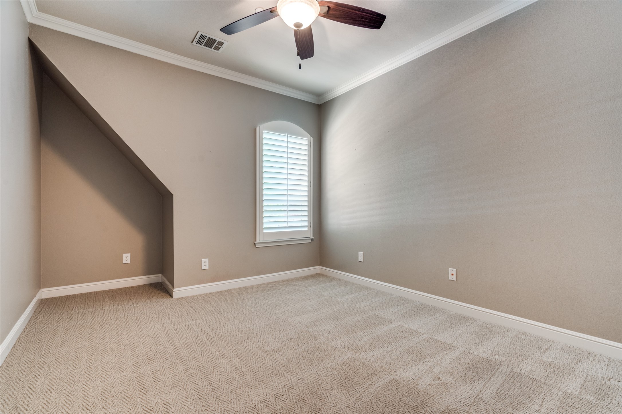 14901 Towne Lake Circle , Addison, TX, 75001 | 20830493 | Realty Texas LLC