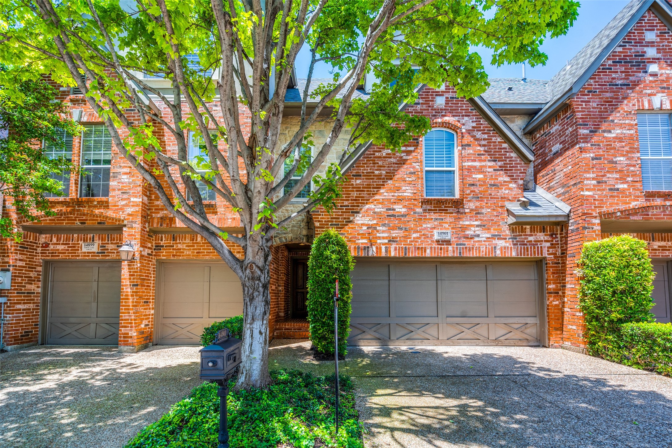 14901 Towne Lake Circle , Addison, TX, 75001 | 20830493 | Realty Texas LLC