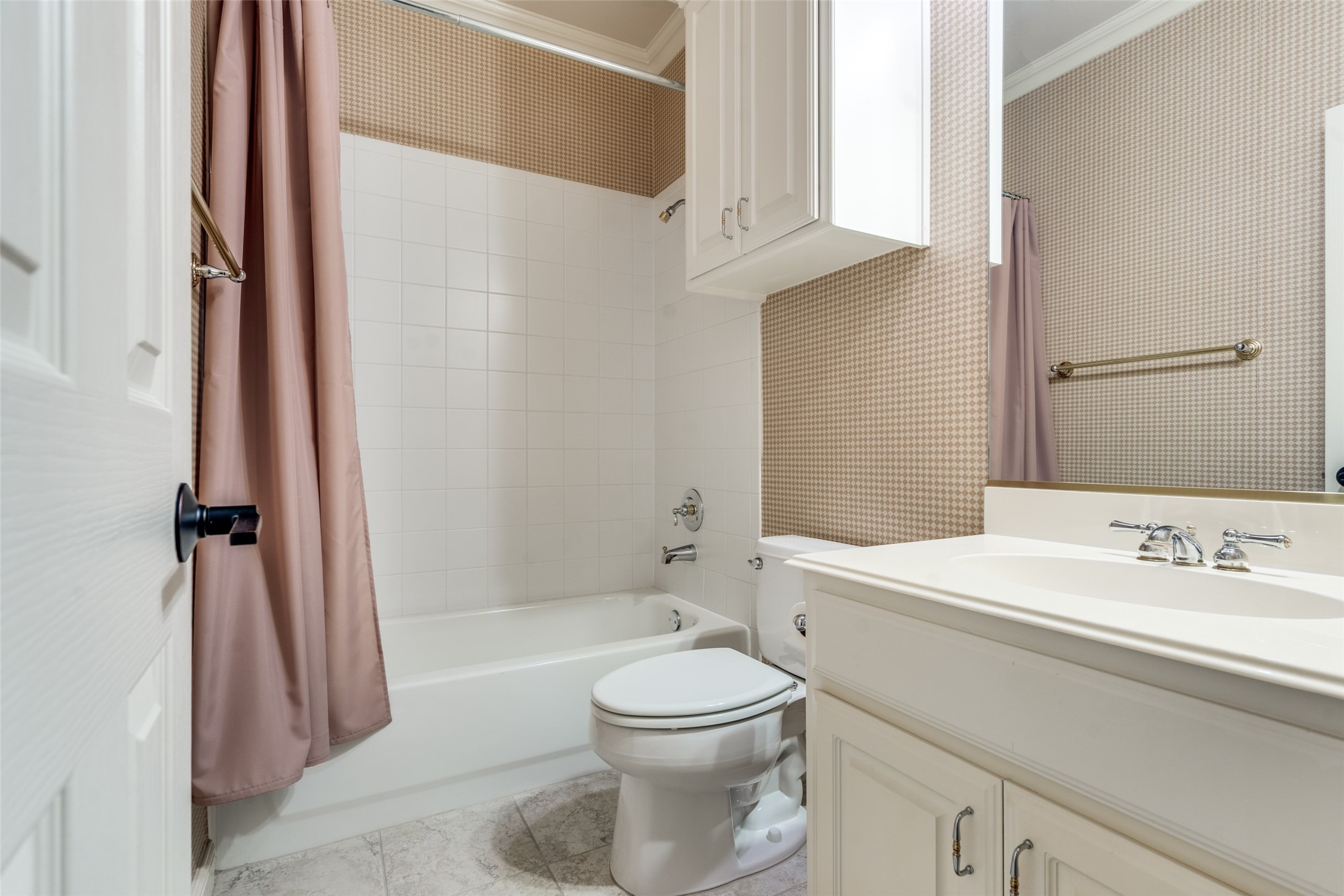 14901 Towne Lake Circle , Addison, TX, 75001 | 20830493 | Realty Texas LLC