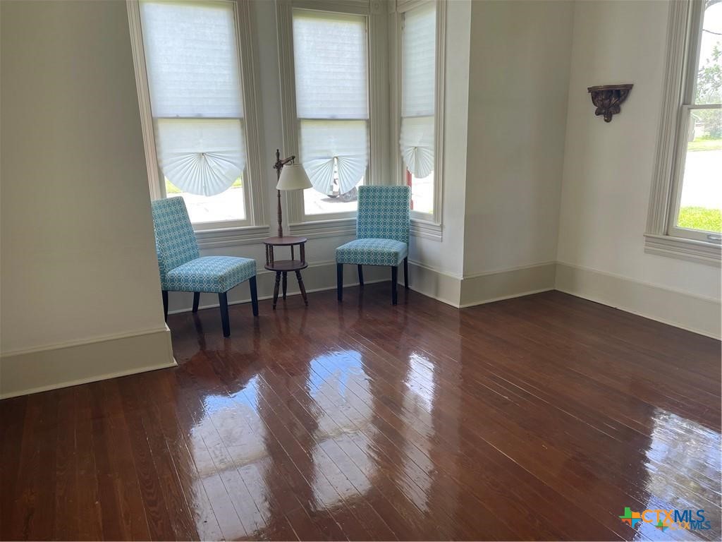 351 N Jefferson Street , Goliad, TX, 77963 | 568581 | Realty Texas LLC
