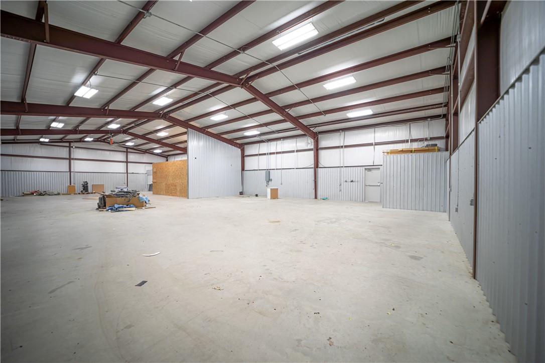 7502 East State Highway 21, Bryan, TX, 77808 | 25001187 | Realty Texas LLC