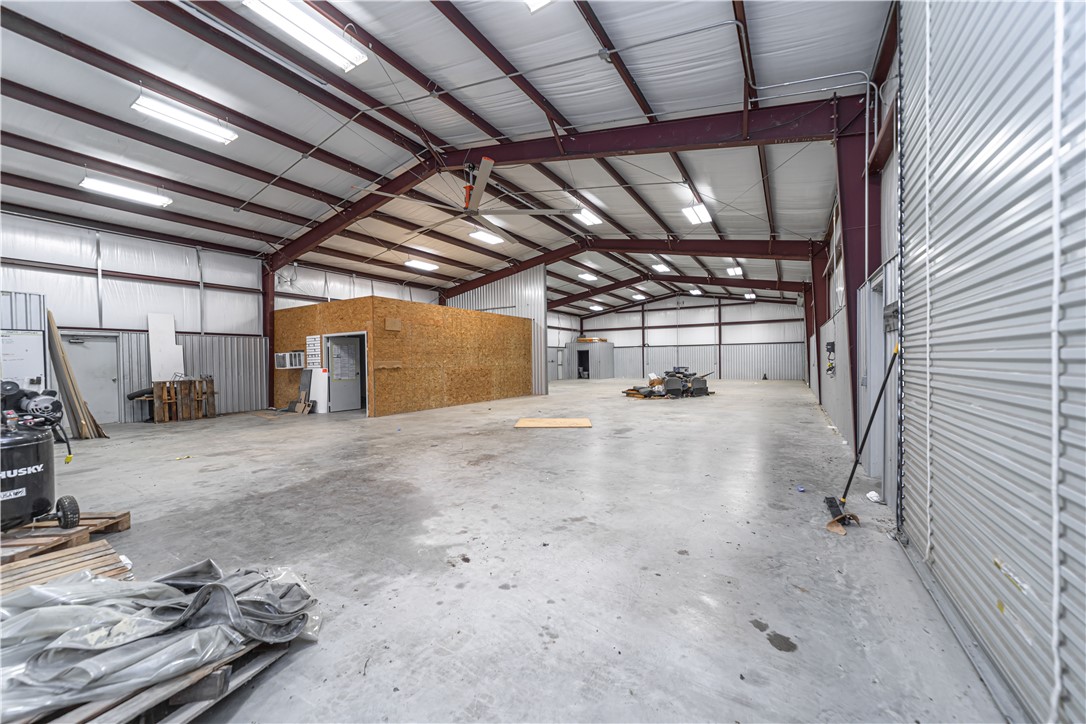 7502 East State Highway 21, Bryan, TX, 77808 | 25001187 | Realty Texas LLC