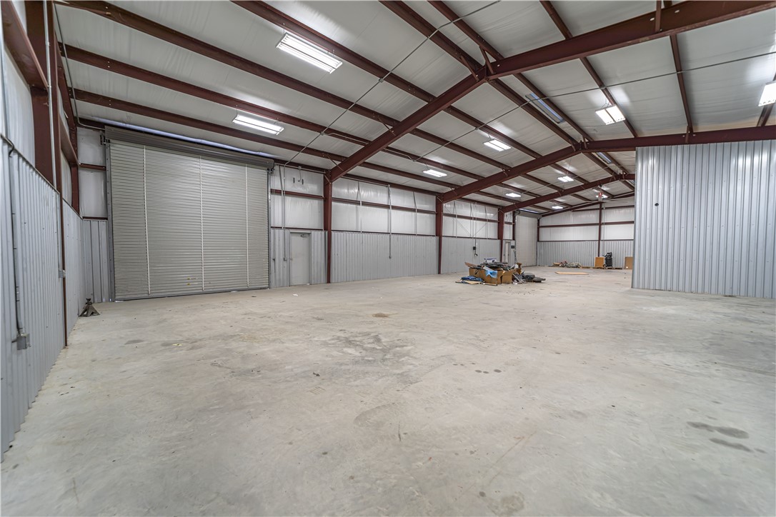 7502 East State Highway 21, Bryan, TX, 77808 | 25001187 | Realty Texas LLC