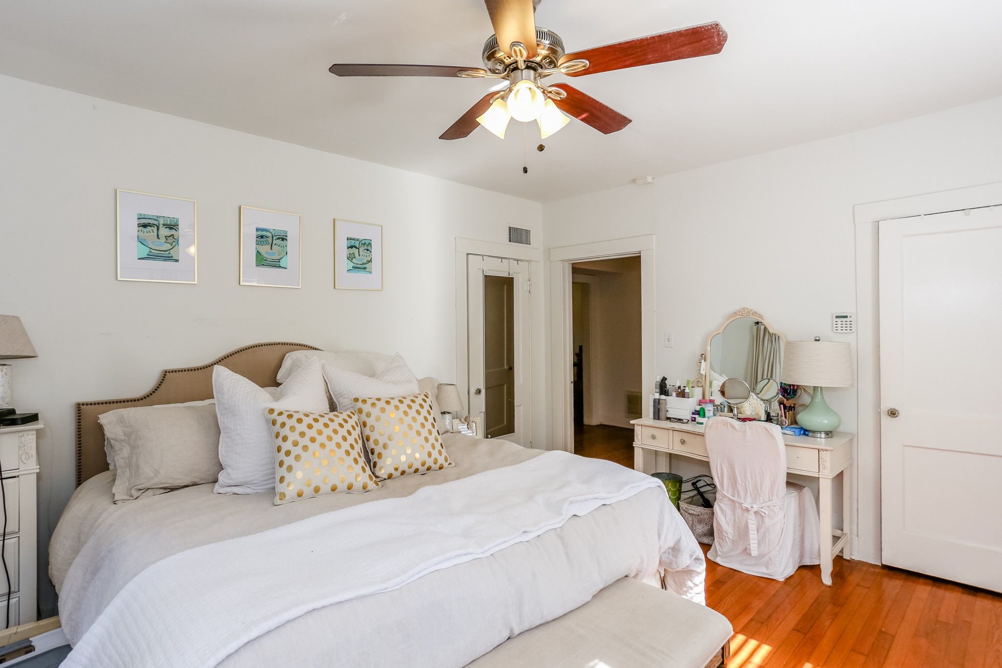 1824 Kipling Street , Houston, TX, 77098 | 97593216 | Realty Texas LLC