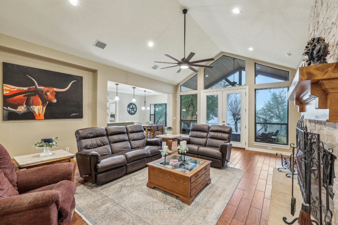 20201 Rancho Cielo Court , Lago Vista, TX, 78645 | 6314766 | Realty Texas LLC