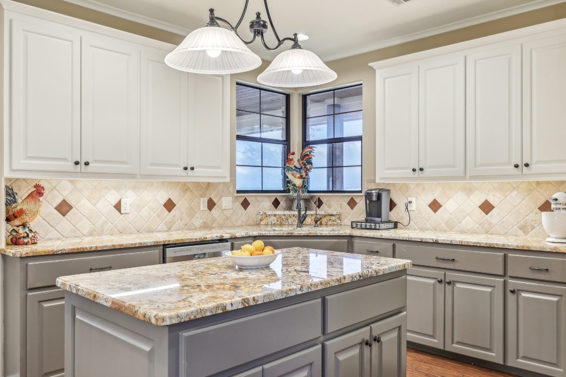 20201 Rancho Cielo Court , Lago Vista, TX, 78645 | 6314766 | Realty Texas LLC