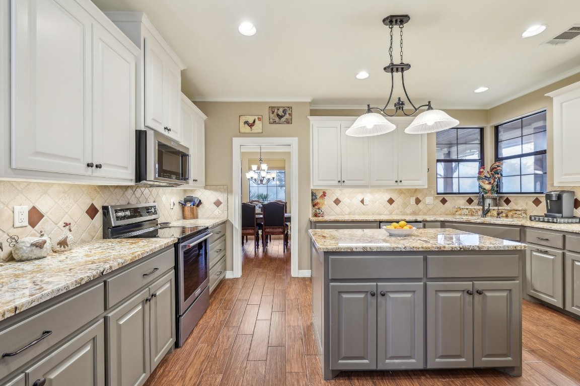 20201 Rancho Cielo Court , Lago Vista, TX, 78645 | 6314766 | Realty Texas LLC