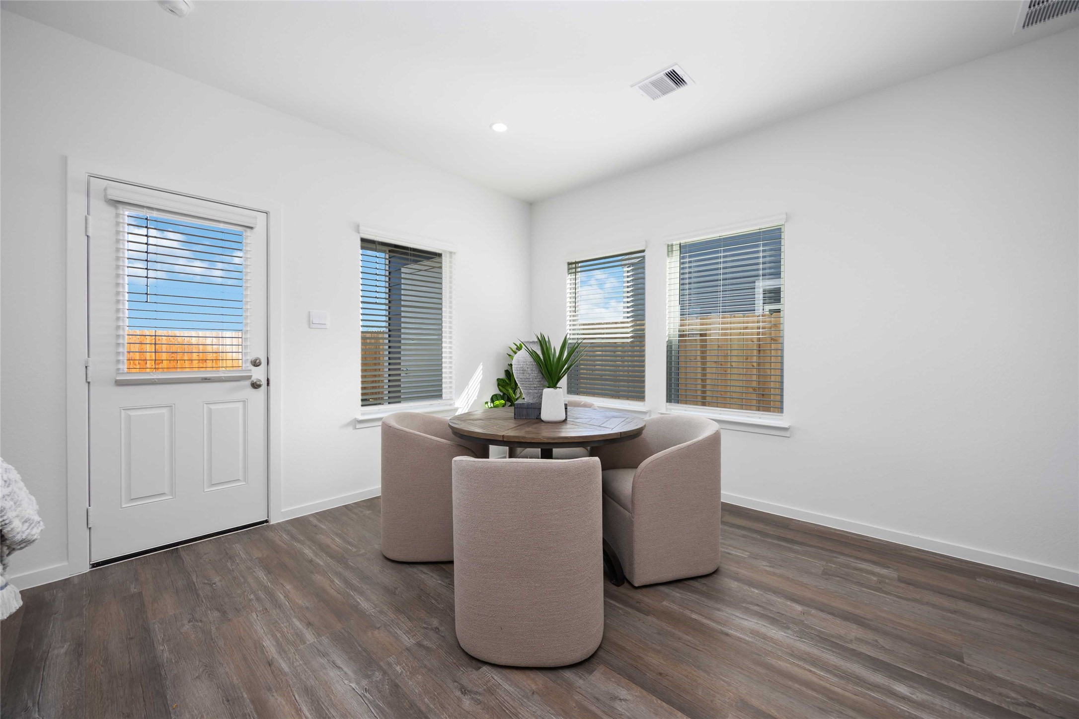 4819 Tili And Gili Street , Houston, TX, 77048 | 80100729 | Realty Texas LLC