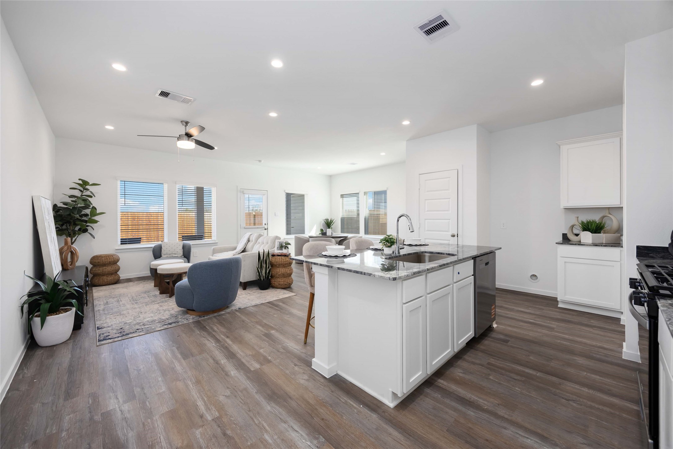4819 Tili And Gili Street , Houston, TX, 77048 | 80100729 | Realty Texas LLC