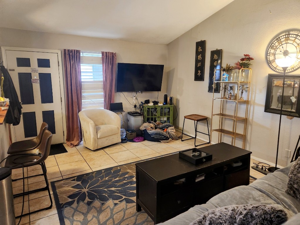 5212 Downs Drive , Austin, TX, 78721 | 3934685 | Realty Texas LLC