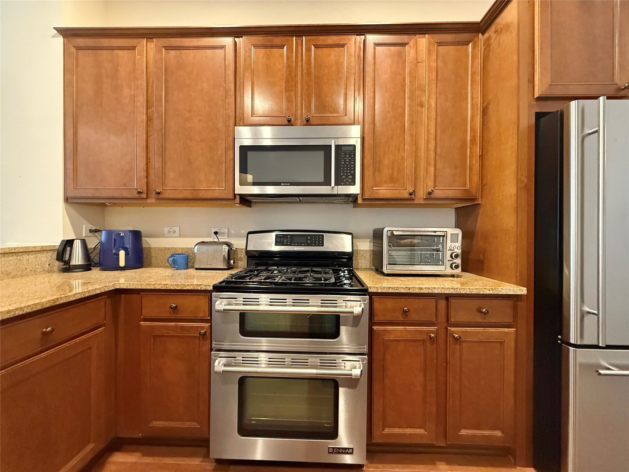 98 W Montfair Boulevard , The Woodlands, TX, 77382 | 59062921 | Realty Texas LLC