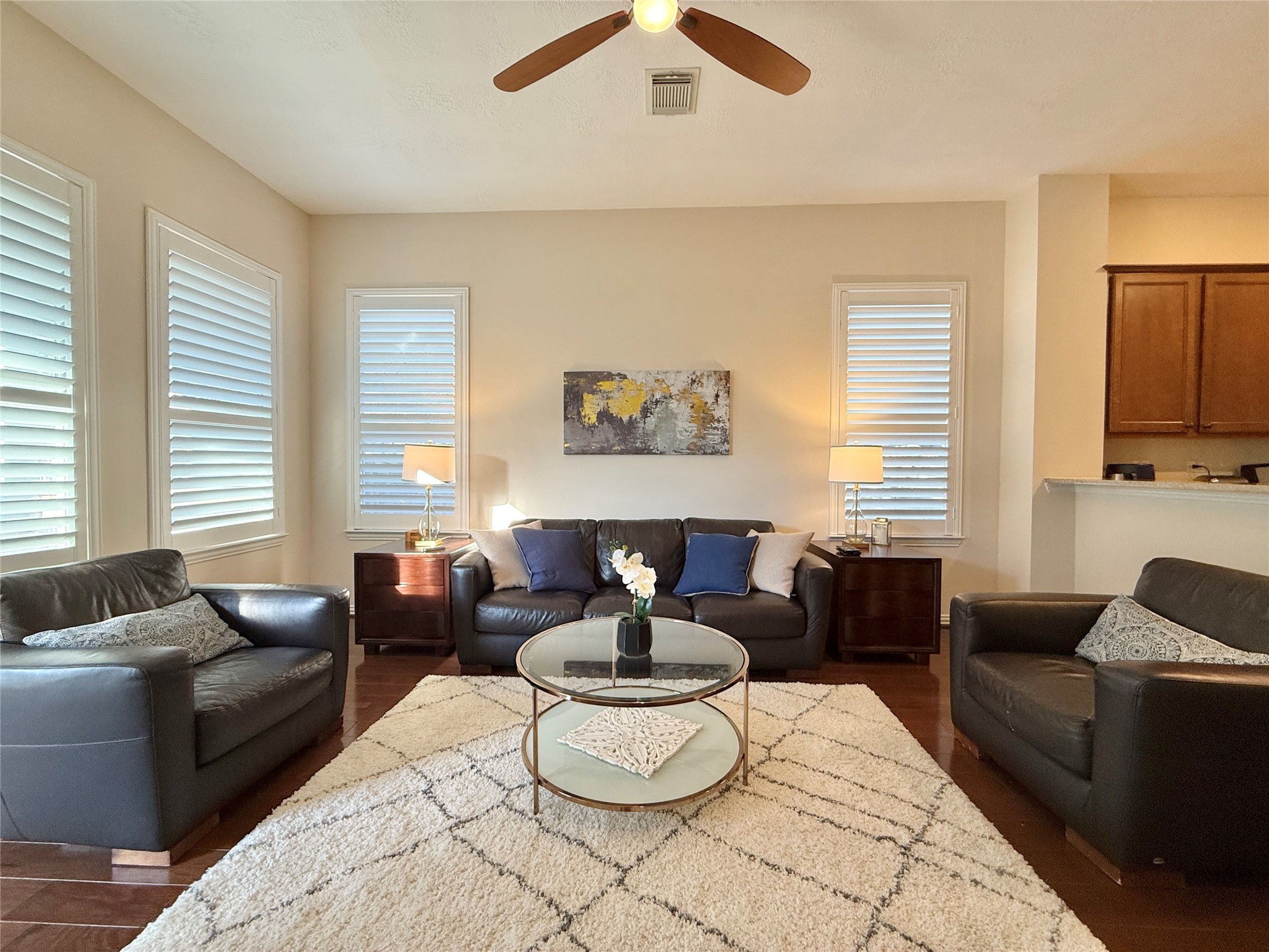 98 W Montfair Boulevard , The Woodlands, TX, 77382 | 59062921 | Realty Texas LLC