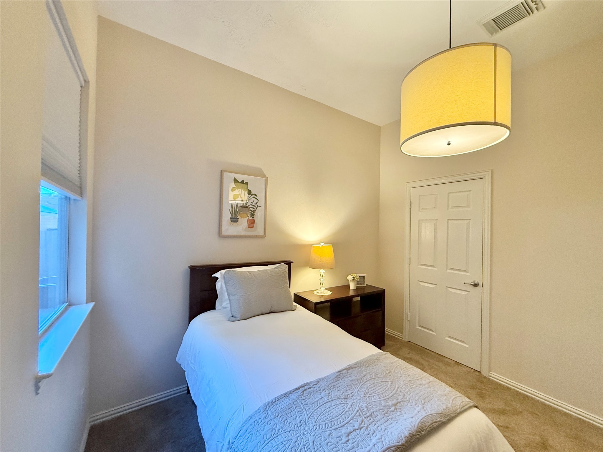 98 W Montfair Boulevard , The Woodlands, TX, 77382 | 59062921 | Realty Texas LLC