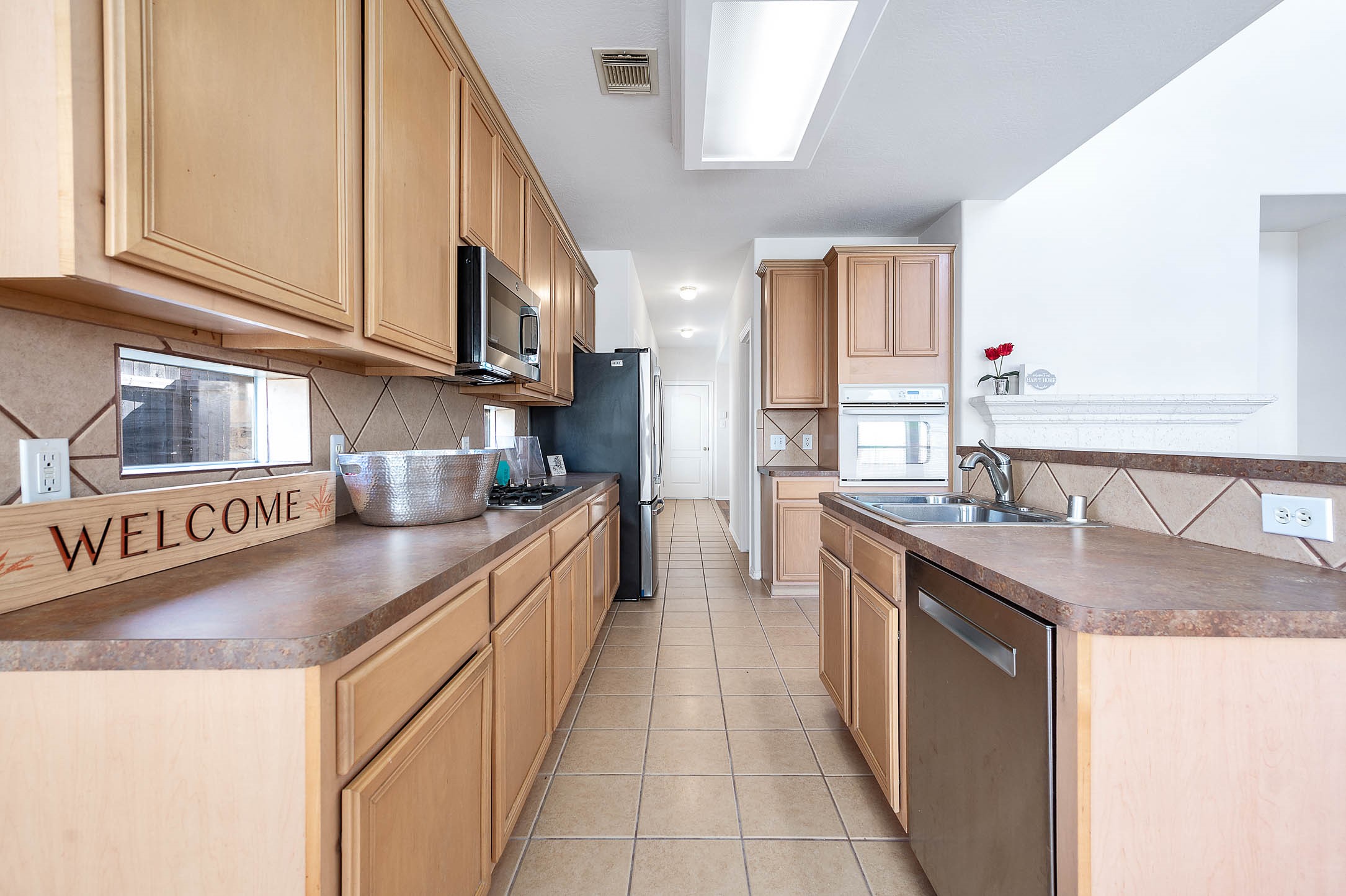 8305 Diamond Way Court , Pearland, TX, 77584 | 96125617 | Realty Texas LLC