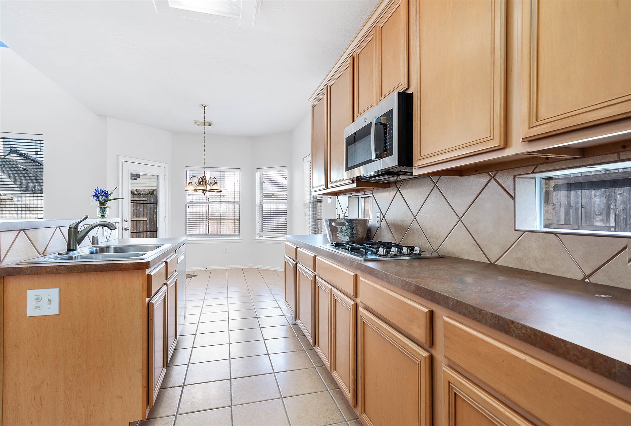 8305 Diamond Way Court , Pearland, TX, 77584 | 96125617 | Realty Texas LLC