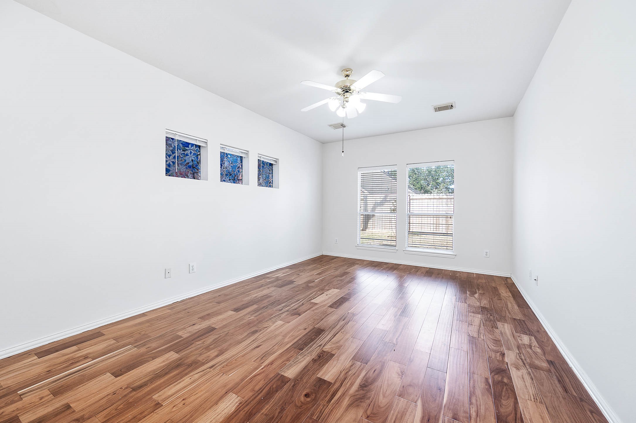 8305 Diamond Way Court , Pearland, TX, 77584 | 96125617 | Realty Texas LLC