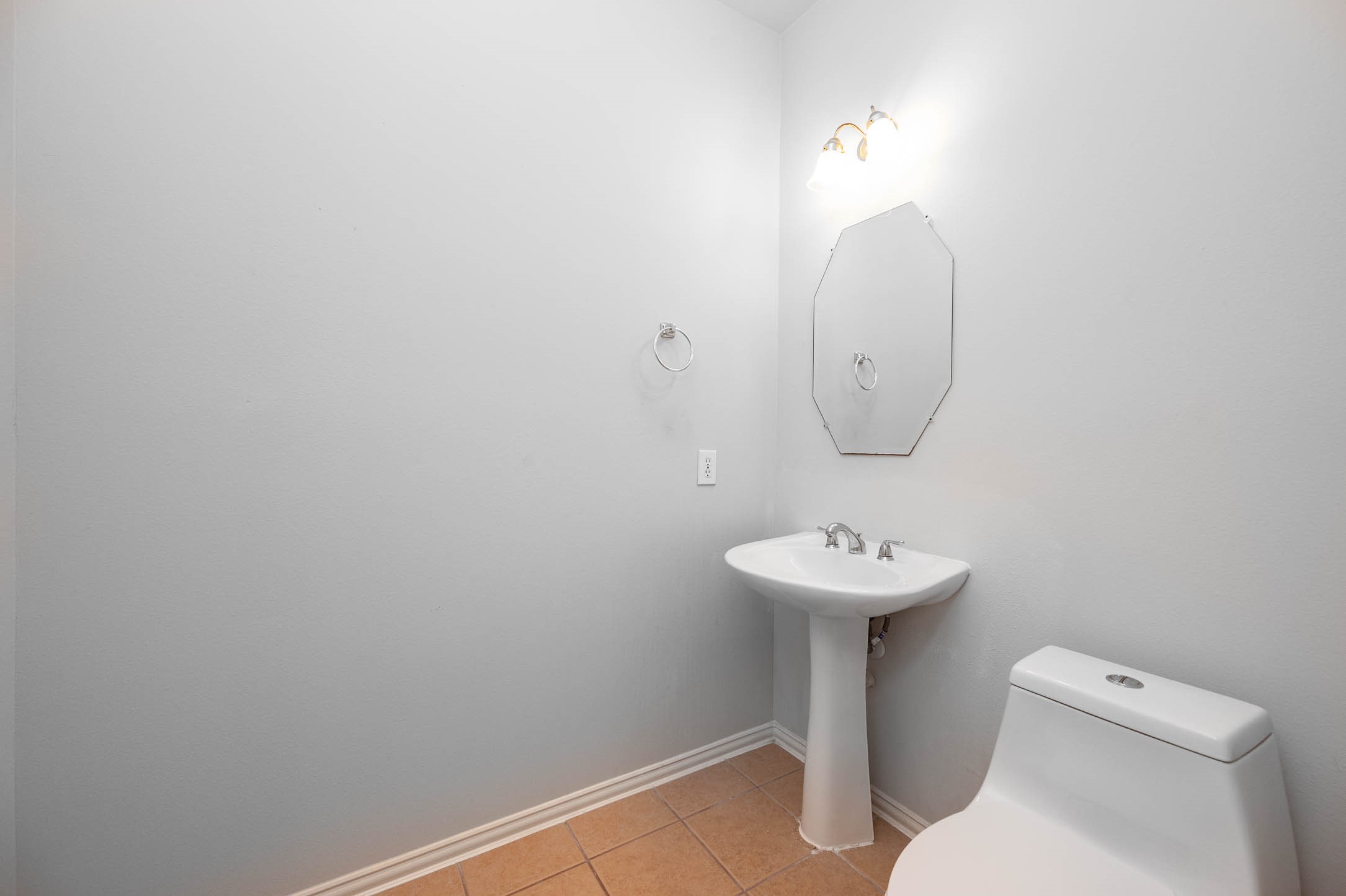 8305 Diamond Way Court , Pearland, TX, 77584 | 96125617 | Realty Texas LLC