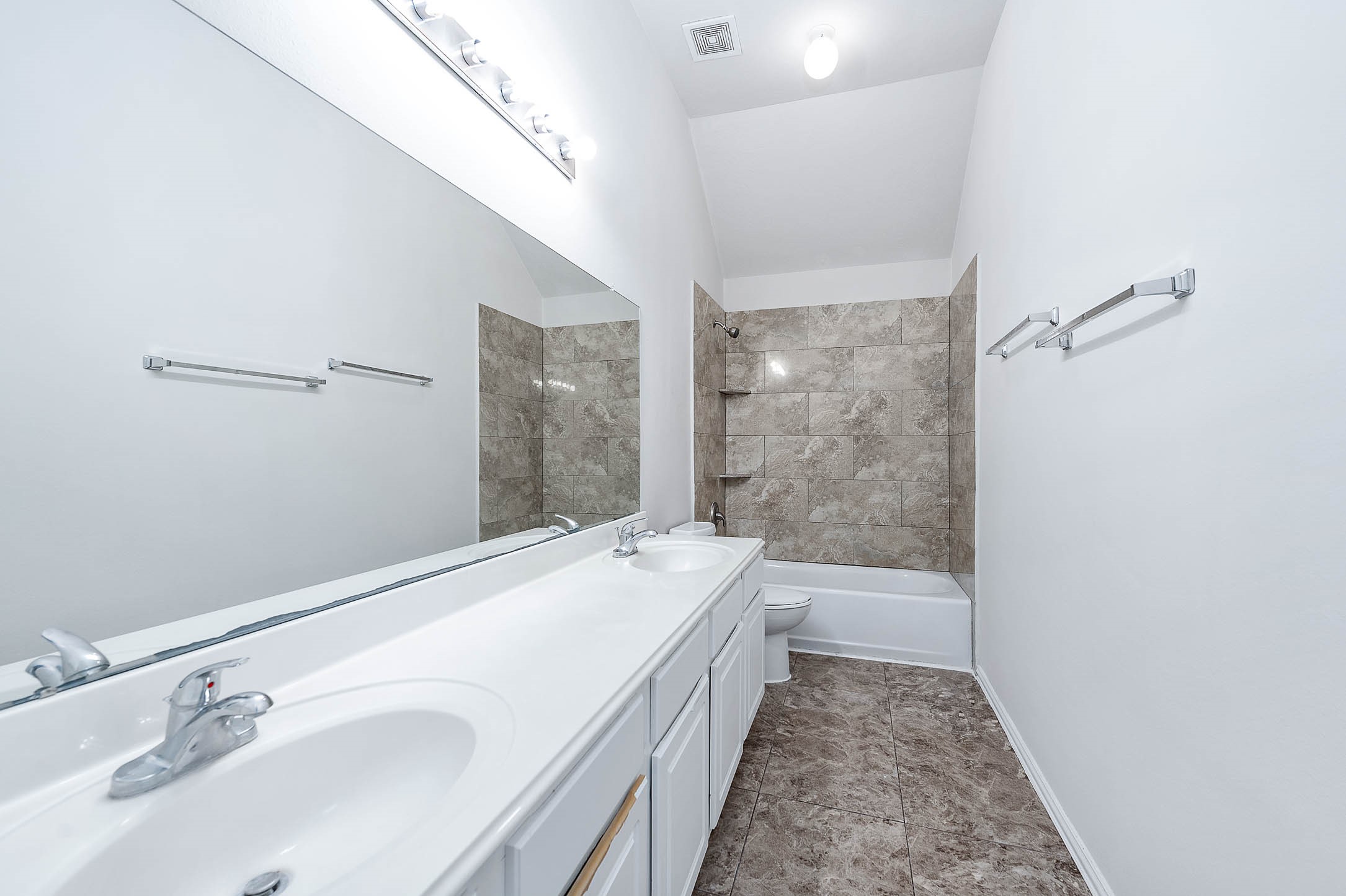 8305 Diamond Way Court , Pearland, TX, 77584 | 96125617 | Realty Texas LLC