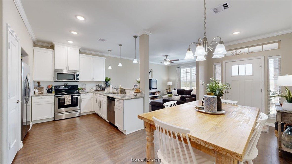 2147 Big River Street , College Station, TX, 77840 | 25001291 | Realty Texas LLC