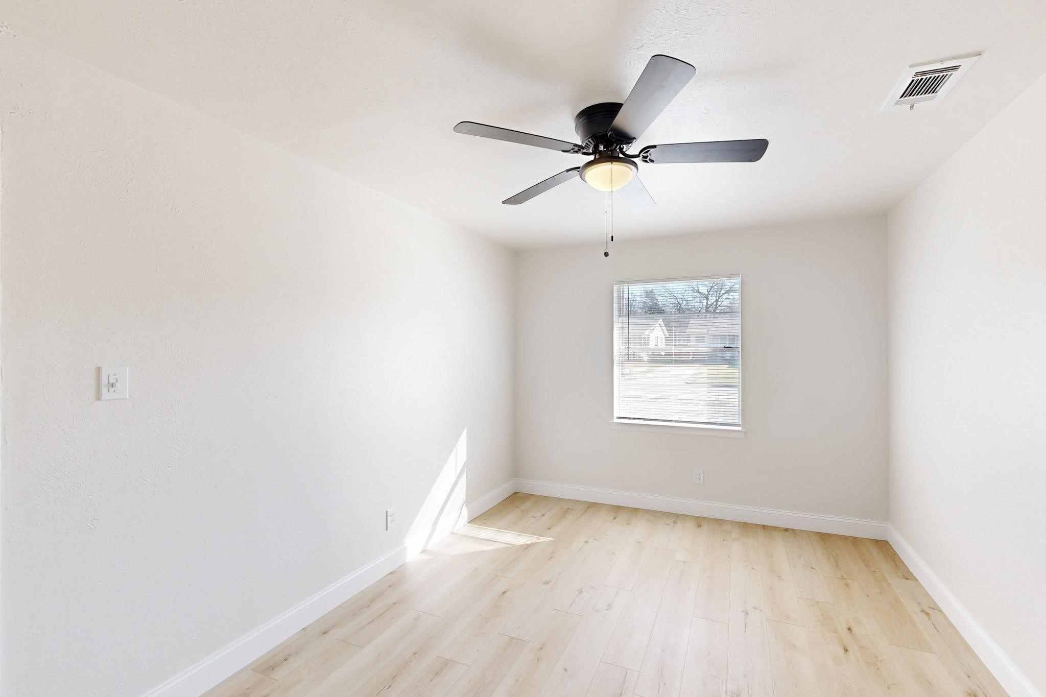 337 Crusader Drive , Dallas, TX, 75217 | 20835132 | Realty Texas LLC
