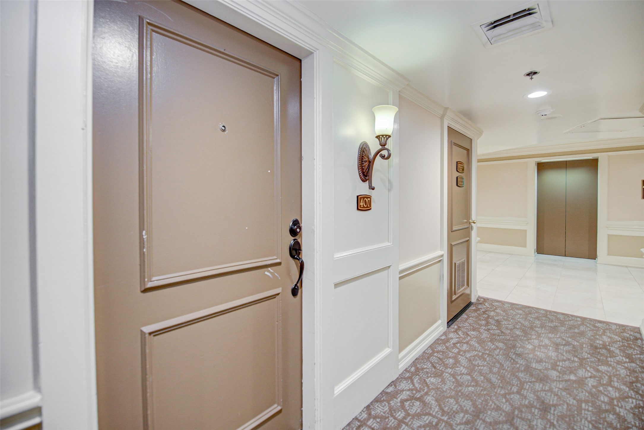 3525 Sage Road 407 , Houston, TX, 77056 | 98238091 | Realty Texas LLC